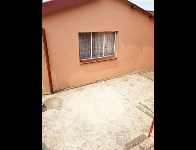 4 BEDROOM HOUSE FOR SALE IN BOMBAY HEIGHTS